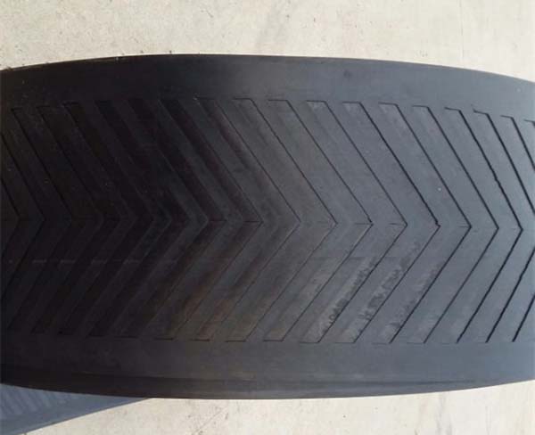 普通人字花紋輸送帶