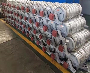 內(nèi)置包膠電動(dòng)滾筒 (2)