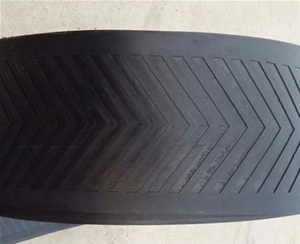 普通人字花紋輸送帶